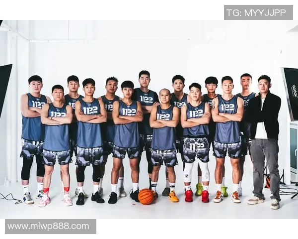 以篮球为纽带探索团队合作与竞技精神在青春成长中的深远影响