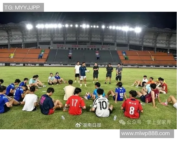 湘超足球蓄势待发 聚焦地方足球崛起与发展新机遇 湘超足球蓄势待发 聚焦地方足球崛起与发展新机遇